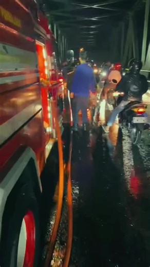 Hallo sedulur minkar kalii inii minkar dapet aduan nih dari warga sekitar bawasannya ada lembayang/laron yang keluar di area jembatan kalikawing jalan raya bobotsari-karangmalang @Fahmi Muhammad Hanif @Dimas Prasetyahani, S.E., M.M. #damkar #damkarposbobotsari #fypシ #purbalinggaku #damkarindonesia