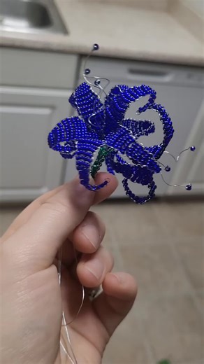 Progreso de mi hobby de abalorios 3D: Spider Lily