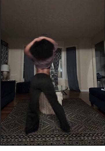 This dance is sm fun dc: @iloveyoungthug #dance #fypシ゚#majorette | majorette dances to learn