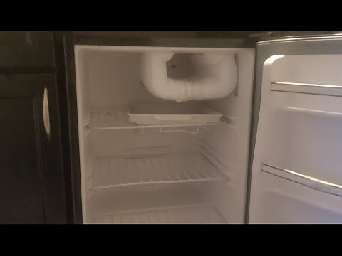 How to defrost a mini-fridge in less than 5 minutes