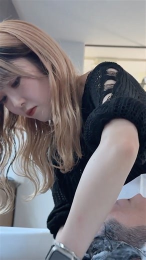 ASMR where you instantly fall asleep just from the sound of shampooing.#asmr #barber #haircut