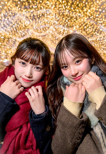 美人女子高生カップルのラブラブストリートスナップ