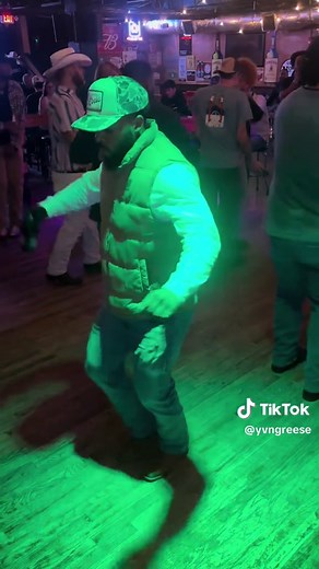 Master the Shuffle Dance: A Fun Line Dance Guide