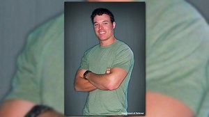 Va. Beach-based Navy SEAL killed in Somalia