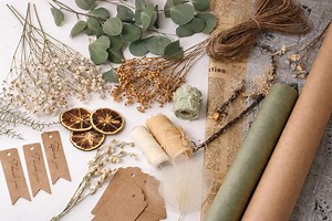Rustic Botanical Gift Wrapping Set – Kraft Paper, Raw Edges Handmade Ribbon, Dried Flowers & Tags – Neutral Natural Farmhouse Gift Wrap Kit - Etsy Canada