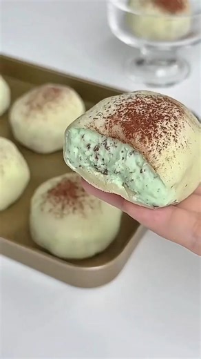 Refreshing Mint Chocolate Chip Mochi | Super Stretchy & Creamy | Manfard Sweets #shorts