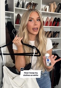 I’ve had so many of you chooks asking me how I keep my whites so white, @nivea_anz Black & White Invisible Deodorant is my fashion savior! 💙 #NIVEAblackandwhite #NIVEAANZ #Myfavouritepiece ad