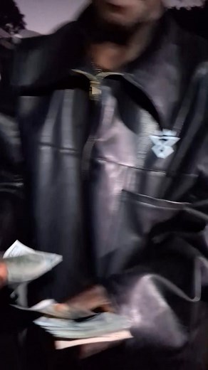 Mface akabata ngoma uyu Mr Attention...Handinyore kuzama zvichibuda zvenyu munoti ga ga 2 mins | Mambo ndimambo