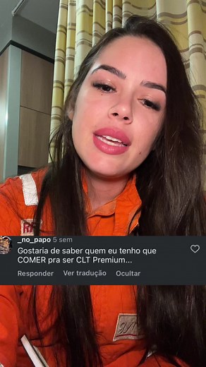 Respondendo Perguntas Inteligentes com Humor e Crítica Social