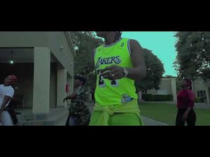 RICH BIZZY AND DANCERS