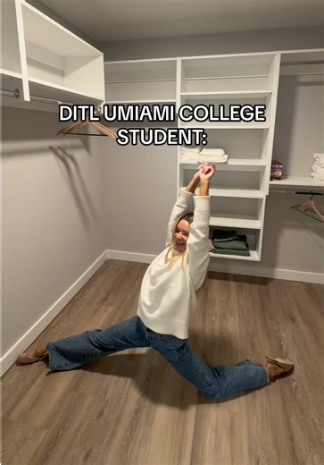 Pls watch this it literally took me HOURS to make hahaha 😆🩷anyways love me a busy schedule & a @CorePower Yoga class 🤌🤌 #collegelife #ditl #umiami #dormlife #collegegirl @Grove @Dae Hair @Olaplex @Stakt @Bloom Nutrition @Dyson USA @stevemadden