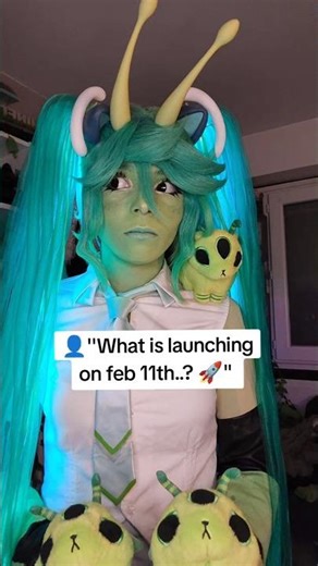 They're coming..👀🐇👽 #alien #miku #aliencat #hatsunemiku