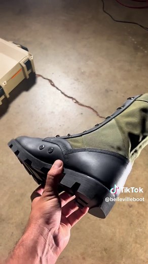 Renovación de las icónicas Jungle Boots