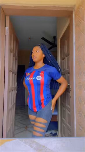 You people should tell Nigerians🇳🇬 the truth. Berneese didn’t blow because of memes in Ghana🇬🇭. If you know you know🤭 I speak for every FT fan when I say we miss trenches Berneese 🥹