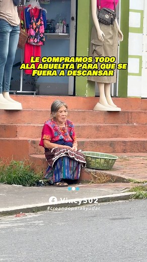 298K views · 20K reactions | Asus 90 años la encontramos vendiendo por las calles 沈#creandoparaayudar | Vincy 502 | Facebook