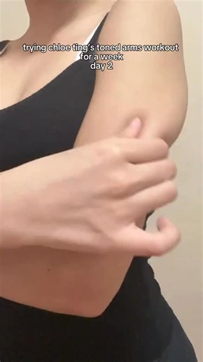 mei on Instagram: "trying chloe ting’s toned arms workout for a week day 2 💗 CHLOE TING IS BACK IN MY LIFE #chloeting #workout #workoutroutine #armworkout"