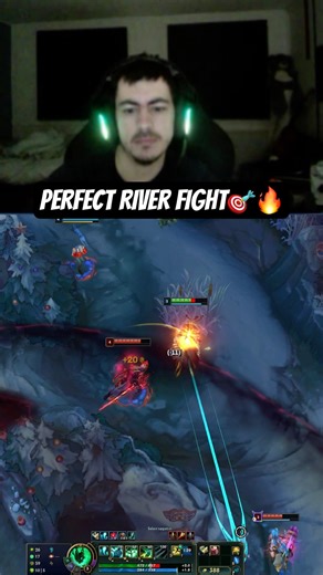 Thresh Level 3 River Fight 😱🪝 #Thresh #LeagueOfLegends #League
