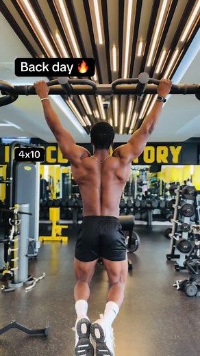 Back day 🔥 like|Save|Share ✅ follow for more ✅ #gymtips #coach_bigyouth #gym #consistency #backday #Fitness