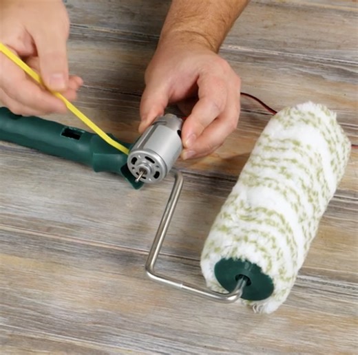 Automatic painting with a paint roller 💨 | 5-Minute Crafts Family