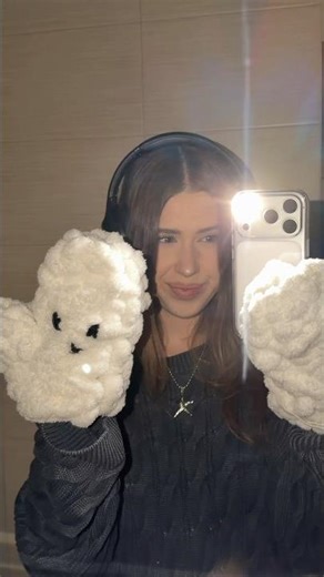 DIY Miffy GLOVES Easy WINTER Hack WITH Yarn AND Cardboard