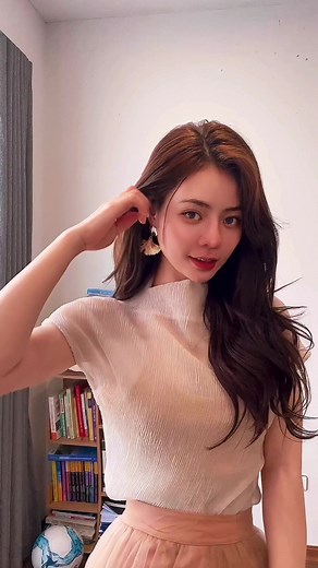 Gái Xinh Không Mặc Đồ: Tính Nói Mặc Bồ Đồ Mát Như Không Mặc J