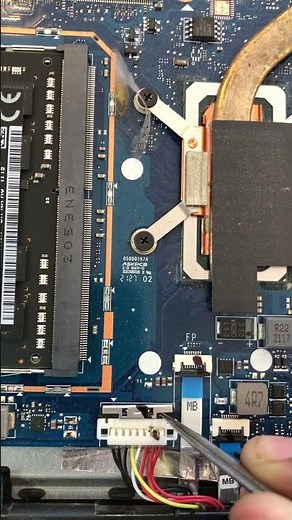 how to disconnect ASUS battery connector - Very Tricky