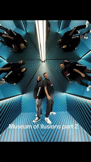 Visiting the Museum of Illusions: Family Fun