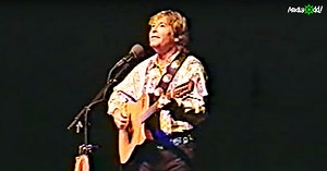 John Denver’s Last Public Performance Before His Plane Went Down