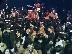 83K views · 2.3K reactions | The Spencer Davis Group - Keep on Running (live on Beat Beat Beat 1966, colorized UHD 50fps remaster) Restored, upscaled, colorized at KaTHouSe Music productions studio. | KaTman's Video Jukebox | Facebook