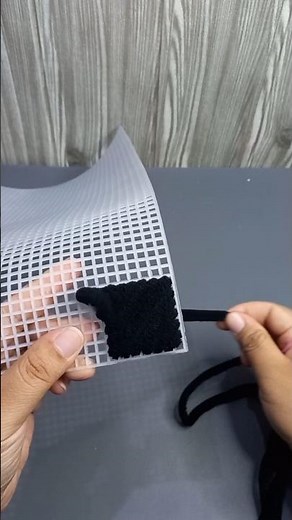 Plastic Canvas Bag Tutorial