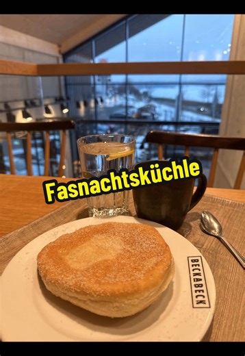 Locker, luftig und leicht… Fasnachtküchle schmecken einfach! #fasnacht #bäckerei #handwerk #beckabeck #schwäbisch