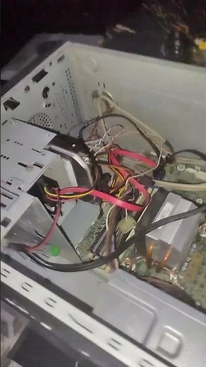 Intel graphics 4600 HD|this will be true that I don't need the hashtags to make my videos grow up.