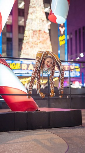 Emerald Gordon Wulf | I’m always so embarrassed when I’m doing contortion in public and people watch me get into the poses. It’s so awkward looking- I don’t know... | Instagram