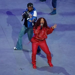 圧巻のハーフタイムショー！SZAがケンドリック・ラマーと共にスーパーボウル2025の会場を沸かせる