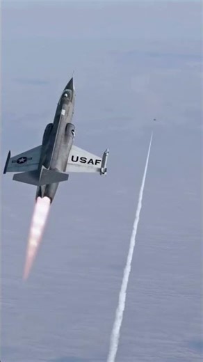 F-104 Starfighter: The “Missile with a Man in It”! | Facts 04 #F104Starfighter #LockheedF104