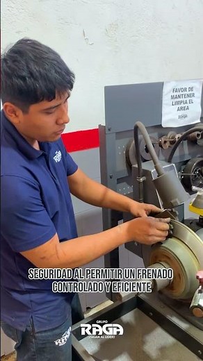 This is how brake pads work 🚗