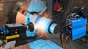 Testing out the new I450 arc spray machine by Metallisation