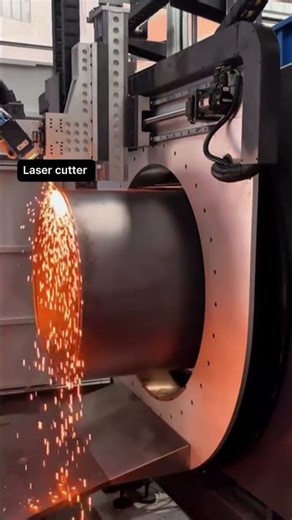 Automatic Metal Pipe Cutter in Action