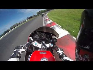 Yamaha Rzv 500r V4 2stroke Trackday Manfeild New Zealand Raw sound