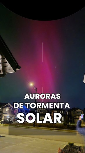 292K views · 10K reactions | El impacto de la tormenta solar: el cielo se iluminó en todo el mundo ” #auroras #ÚLTIMAHORA #FenómenoNatural #ciencia | El Mundo en Redes | Facebook