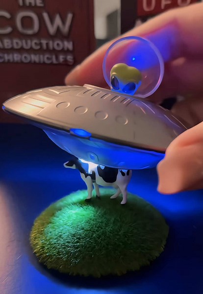UFO Cow Abduction Toy Unboxing Experience