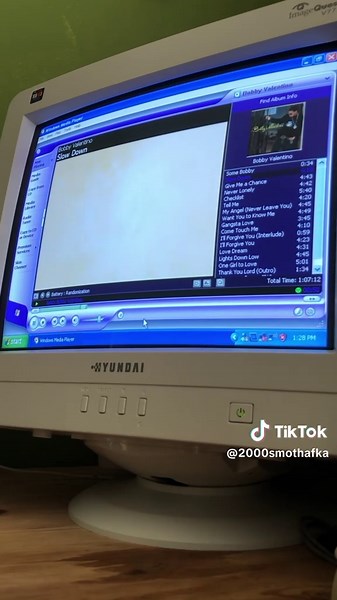2005 days… #2000s #00s #bobbyvalentino #slowdown #windowsxp #windowsmediaplayer #bobbyv #bobbyvslowdown #y2k #2000srnb #2005 #limewire #msnmessenger #millenialnostalgia #crtmonitor