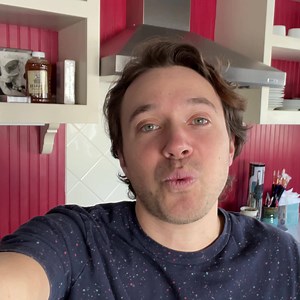 426 reactions · 70 shares | I’m sorry, did he say mac ‘n’ cheese for $0.96 and I can watch episodes for FREE!? Are you seriously still here? Watch full episodes of Struggle Meals and so much more on Tubi! | Tastemade | Facebook