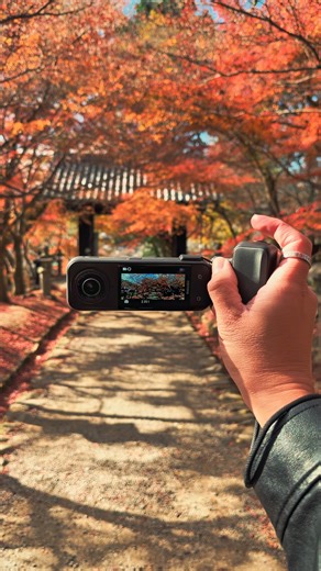 인스타360 코리아 공식 계정 on Instagram: "포토그래피 그립과 함께 X5로 더 자유로워진 촬영 📸 📷 @knt__films with Insta360 X5 #insta360 #인스타360 #Insta360X5"