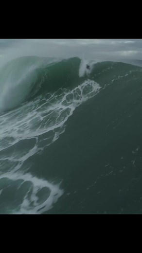 Surfing 40-foot waves without a board? Bodysurfing Nazare! @kalanilattanzi is a man like no other. From body bashing the white water to this, there is a wave for every bodysurfer. Go get it! #bodysurf #nazare #bodysurfer #yourwave #bigwave #summer #portugal #surfsup #surfinglife