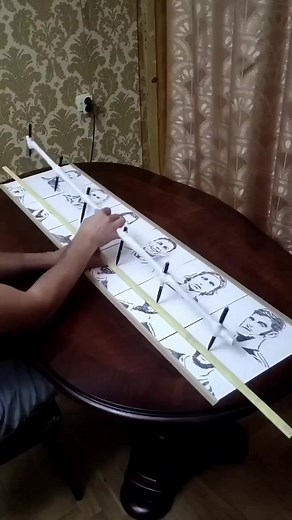 he drew them all at the same time 🤯 @eduwoes #fyp #football #soccer #futbol #art