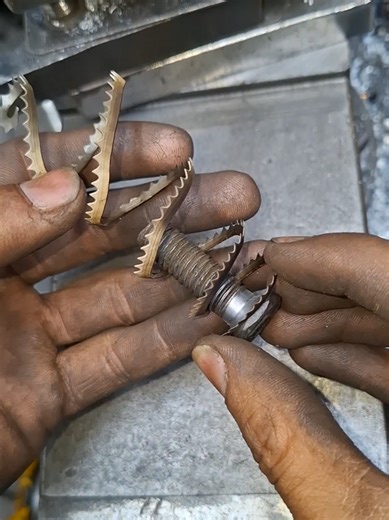 Bolt Head Tapper Turning on Lathe: A DIY Mechanical Project