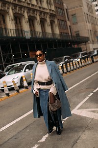 Gonna di jeans e stivali, la guida per abbinarli questo e ogni autunno