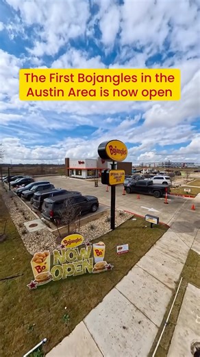 Explore Austin Texas on Instagram: "There is now officially a Bojangles in the Austin Area They just opened in Manor, TX (20 min from downtown ATX) @Bojangles was founded in Charlotte, NC in 1977 — And there are now locations all across Texas Fresh biscuits are made from scratch every 20 minutes, using a 49-step manual process They serve crispy southern chicken, hand-breaded (never frozen) and topped with bold cajun seasoning (Bo’s Famous Seasoning). Fixins: Bo Fries, Dirty Rice, Baked Macaroni 