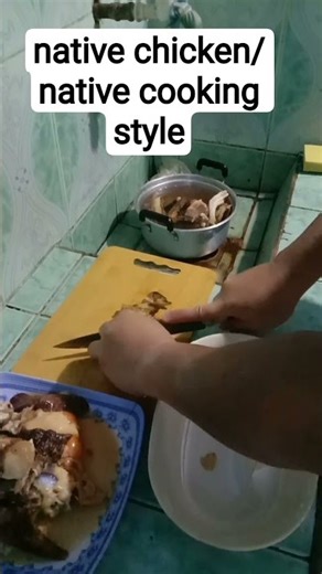 cooking native chicken with traditional cooking style